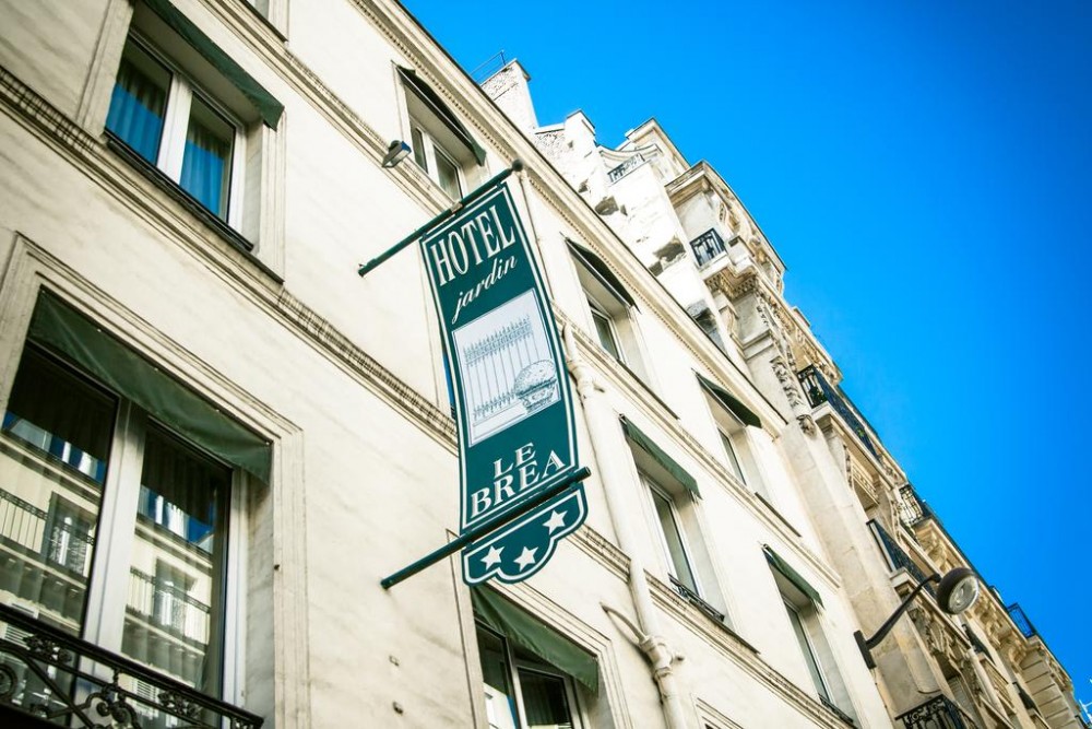 Photo de Hôtel Jardin Le Bréa