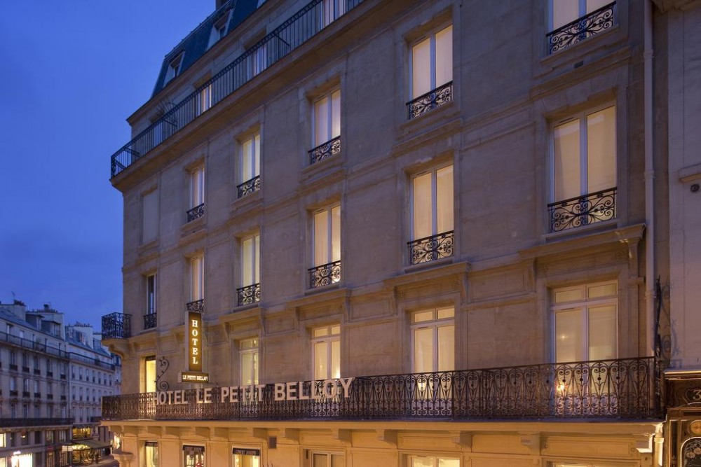 Photo de Hôtel Le Petit Belloy Saint Germain