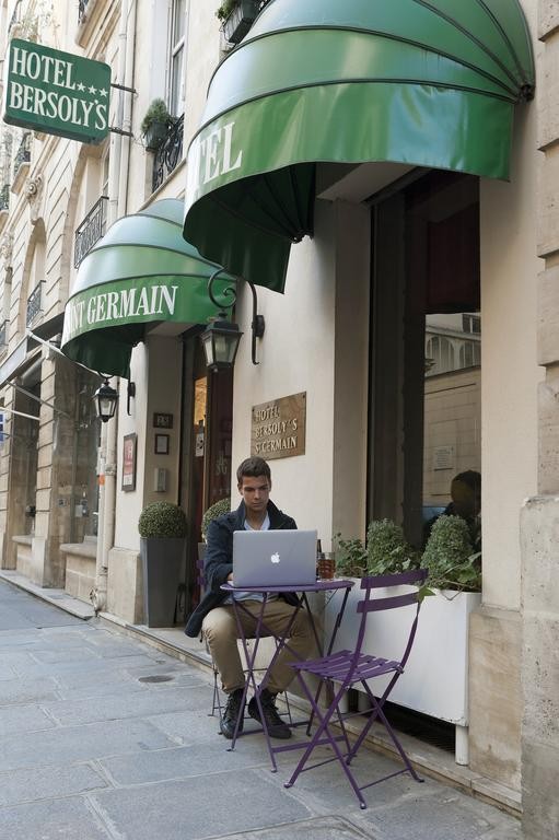Photo de Hôtel Bersolys Saint-Germain
