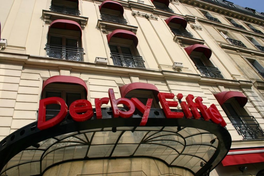 Photo de Hôtel Derby Eiffel