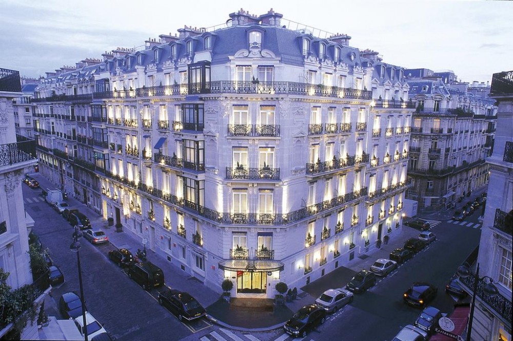 Photo de La Tremoille Paris