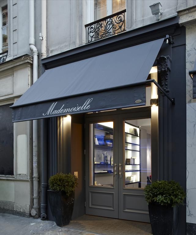 Photo de Hôtel Mademoiselle