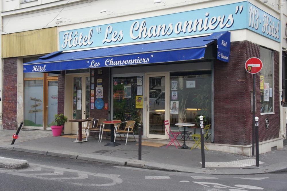 Photo de Hôtel Les Chansonniers
