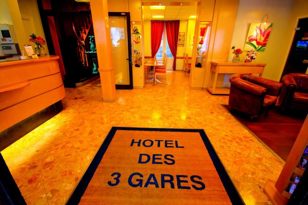 Photo de Hôtel Des Trois Gares