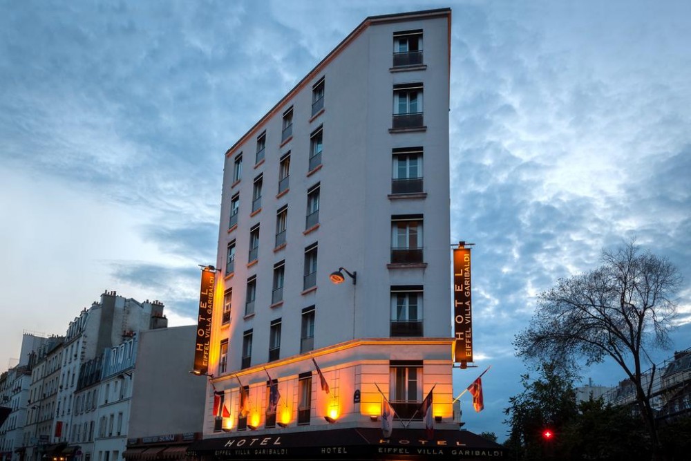 Photo de Eiffel Villa Garibaldi
